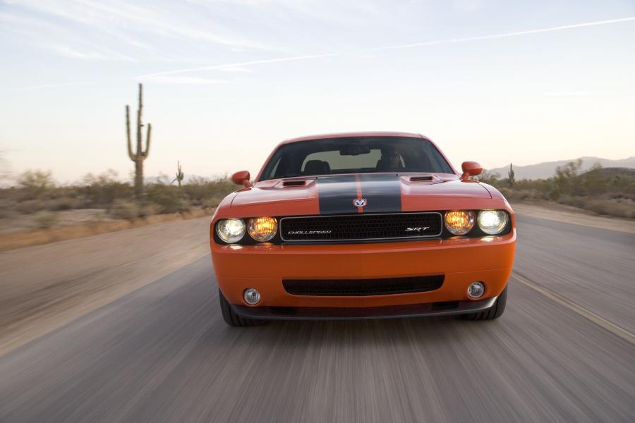  Dodge Challenger SRT8 2008 года  (фото 225 из 356)